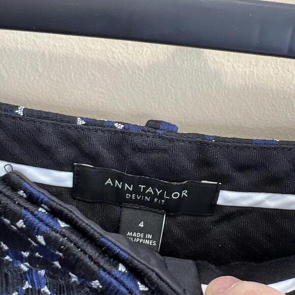 Ann Taylor Black Blue Geometric Print Devin‎ Fit Pants Size 4 - Picture 3 of 4